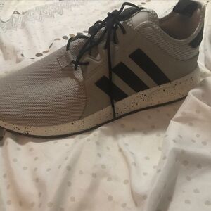 Size 12 grey black white adidas lightweight mens running shoes